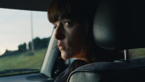 Bước Đi Trong Bóng Tối